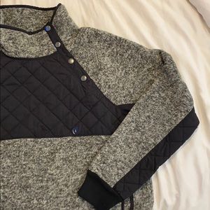 NWOT ❤️ Abercrombie Pull Over